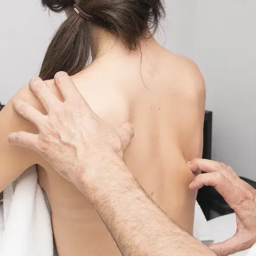 Masaż leczniczy Tarnów - Uzdrawiający dotyk - masażysta